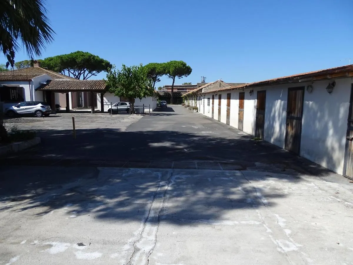 La Casetta Al Maneggio Catánia Italië